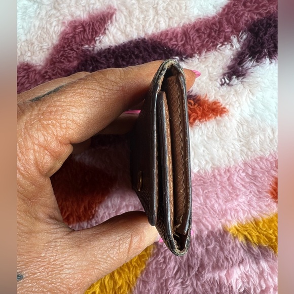 Authentic Louis Vuitton Key Wallet - Picture 2 of 6